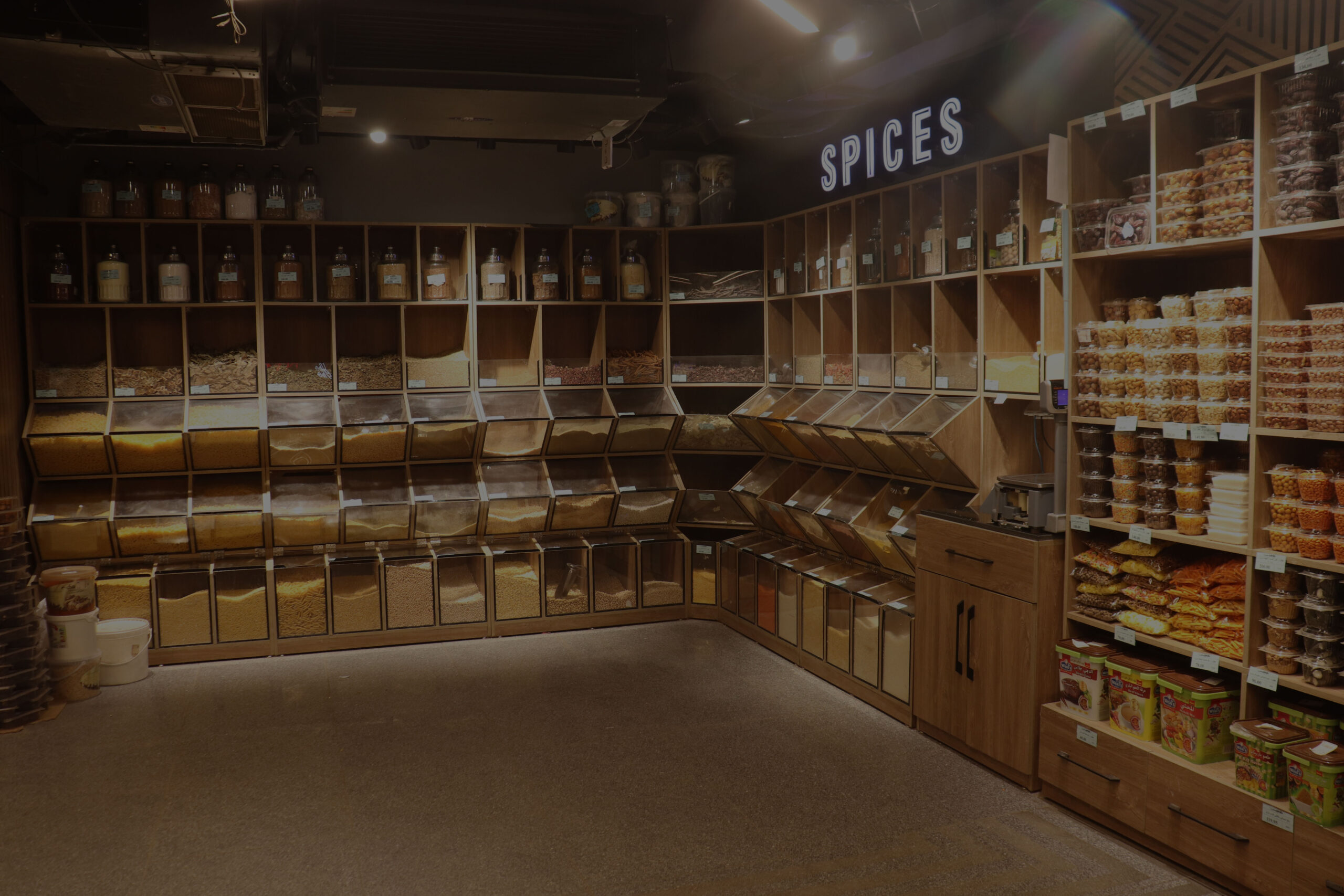 المصنعات الخشبية والديكور